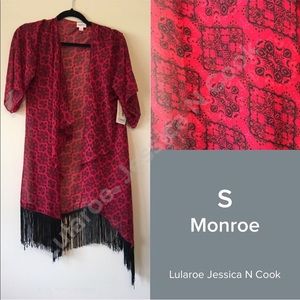 Monroe kimonos size small